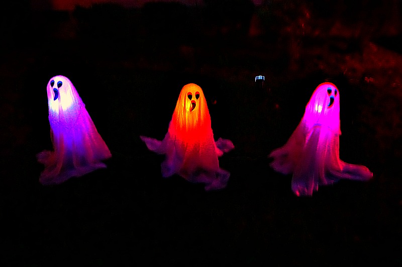 Ghosts Lawn Decor