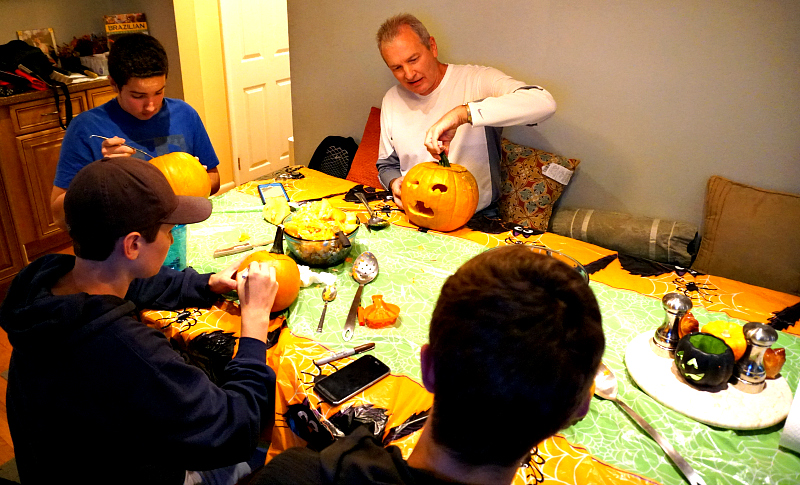 Pumpkin Carving for teens