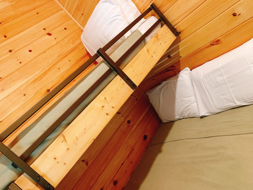 cabin bunk bed