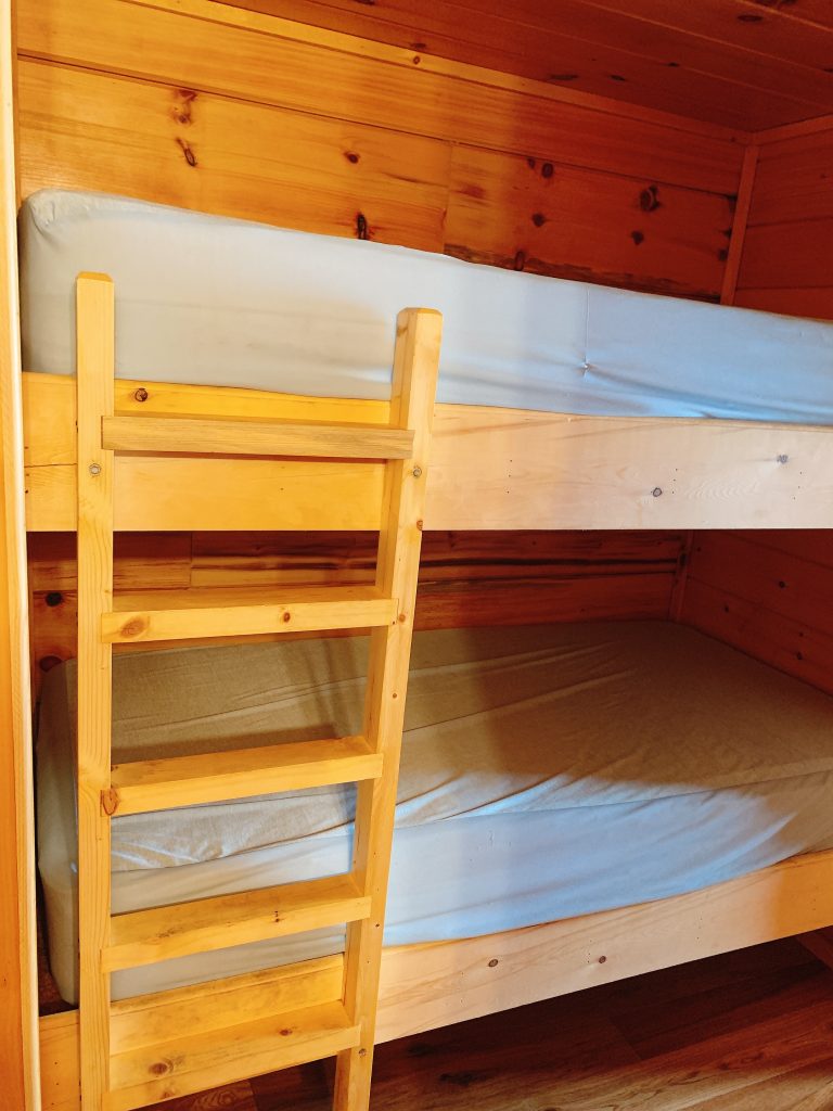 Jellystone campground cabin twin bunk beds