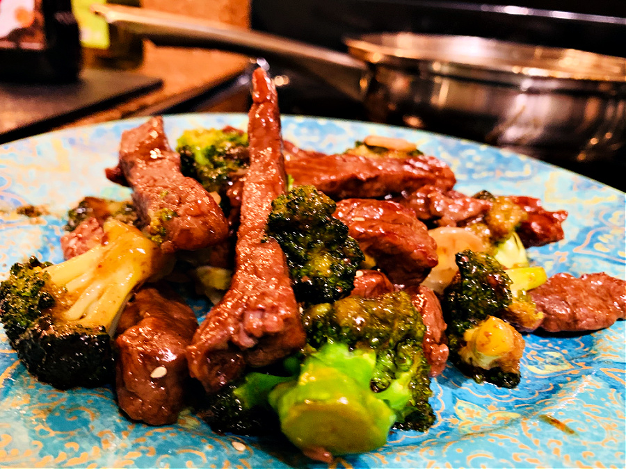picture of keto beef and broccoli 
