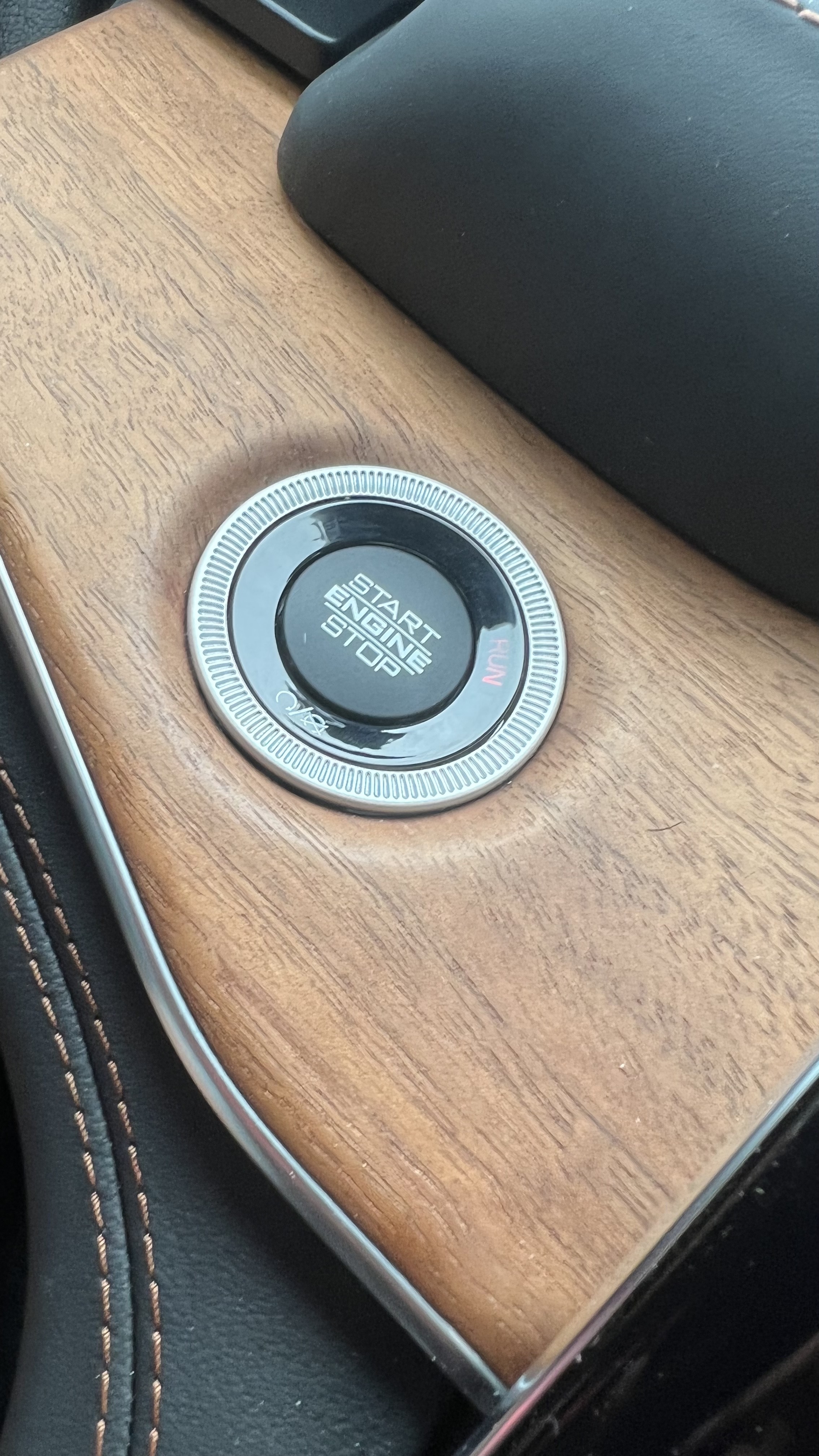 start button for the grand cherokee