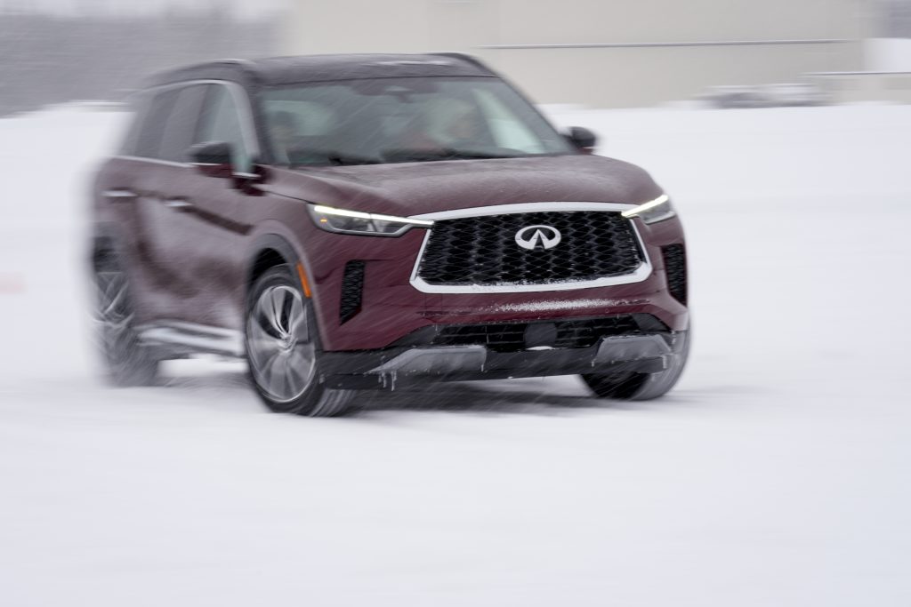 conquer winter with infiniti