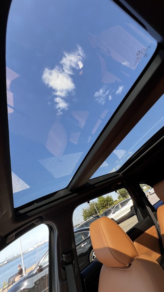 panoramic sunroof