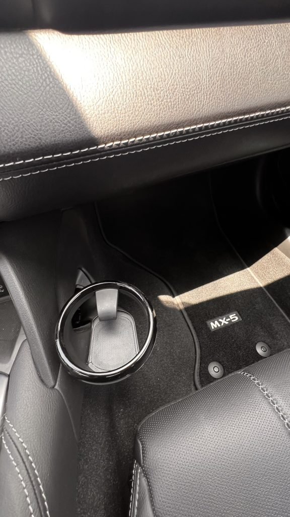 MX-5 cup holder