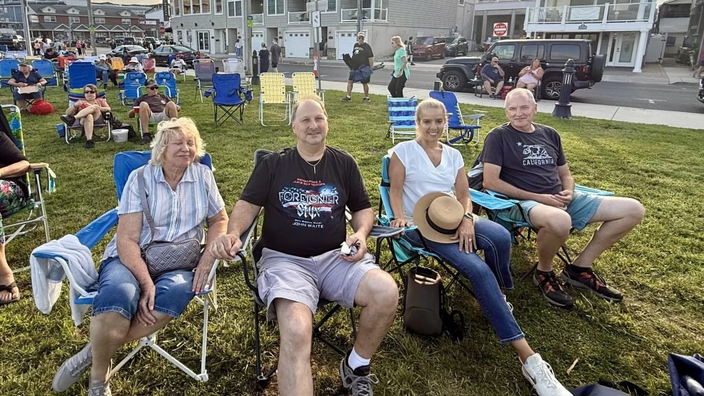 friends at the concert