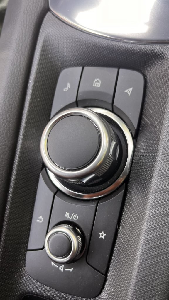 infotainment selector knob