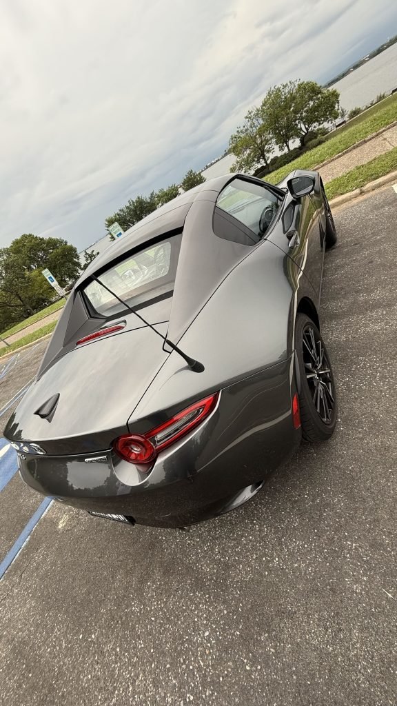 Mazda MX-5 by the Delaware River