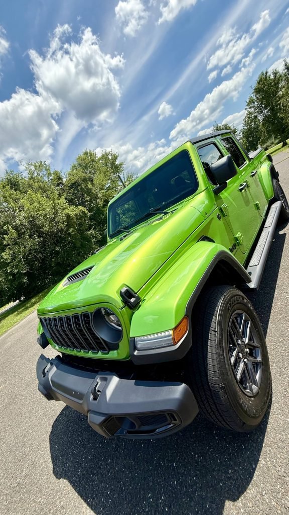 2025 Jeep Gladiator