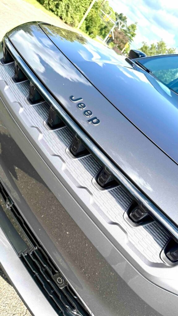 Jeep Wagoneer S front view