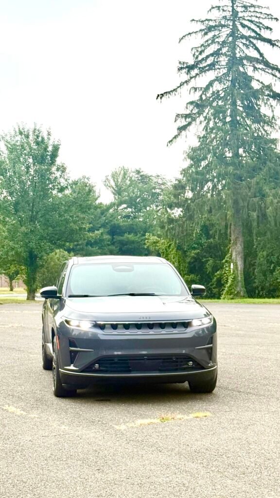 2025 Jeep Wagoneer S 