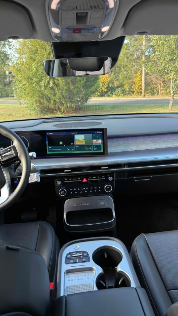 2026 Ioniq 9 center console
