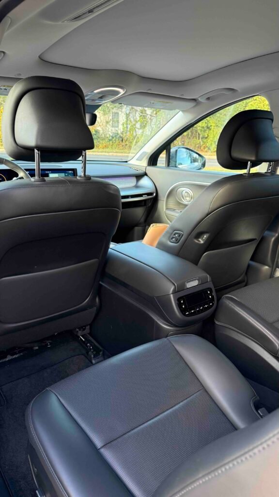 heated and ventilated 2nd row seats