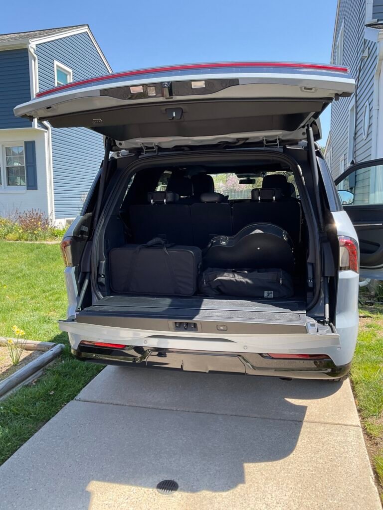 Navigator tailgate fully open